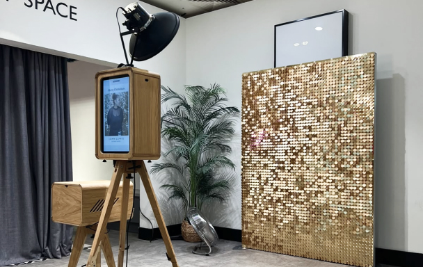 Icon Booth